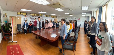 深圳大学外国语学院党委举行入党宣誓仪式